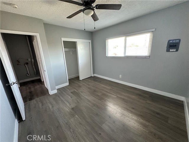 8150 Gardendale Street, Paramount CA: https://media.crmls.org/medias/48ed0c1f-77b0-45de-9733-55c699bd23f8.jpg