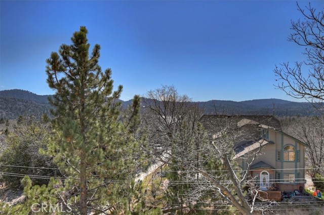 Detail Gallery Image 48 of 73 For 1211 Yosemite, Lake Arrowhead,  CA 92352 - 4 Beds | 3/1 Baths
