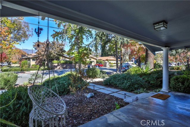 Detail Gallery Image 4 of 40 For 290 W 12th Street, Claremont,  CA 91711 - 3 Beds | 2 Baths