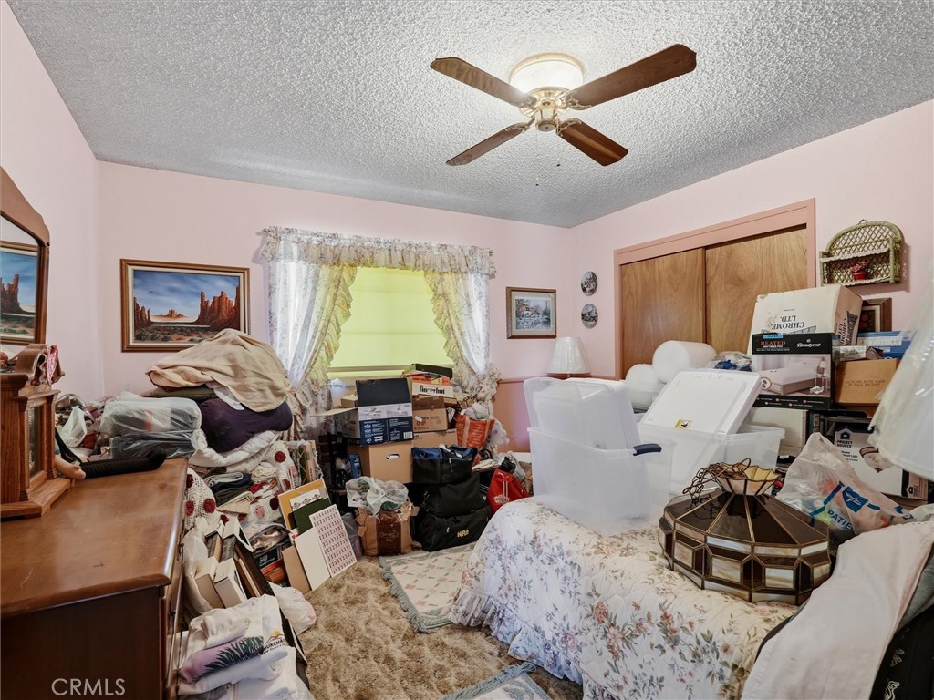 https://media.crmls.org/medias/48ee9d9d-8e7c-415a-9500-d1cc7ccf7bc7.jpg?preset=X-Large