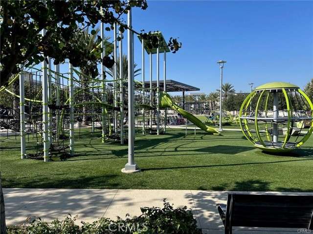 Detail Gallery Image 23 of 24 For 1700 E Park #8, Anaheim,  CA 92805 - 3 Beds | 2/1 Baths