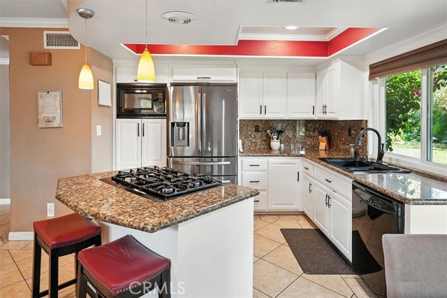 19654 Delight Street, Canyon Country CA: https://media.crmls.org/medias/48efd70e-a825-4774-8ba4-130e597cd2f8.jpg