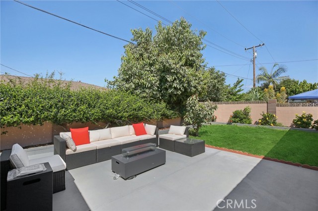 Detail Gallery Image 46 of 60 For 1533 W San Lorenzo Ave, Santa Ana,  CA 92704 - 5 Beds | 3 Baths