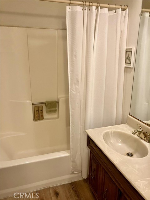 3548 Gladiola Drive # A, Calabasas, California 91302, 2 Bedrooms Bedrooms, ,1 BathroomBathrooms,Residential Lease,For Rent,3548 Gladiola Drive # A,CRSR25073906