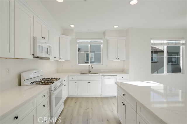 Detail Gallery Image 16 of 52 For 33580 Willow Haven #102,  Murrieta,  CA 92563 - 3 Beds | 2/1 Baths