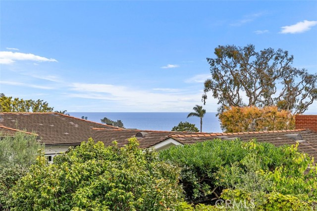 Detail Gallery Image 15 of 45 For 12 S Encino, Laguna Beach,  CA 92651 - 3 Beds | 2 Baths