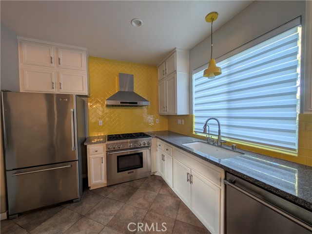 Detail Gallery Image 4 of 18 For 30802 Bayonne Ct, Westlake Village,  CA 91362 - 3 Beds | 2/1 Baths