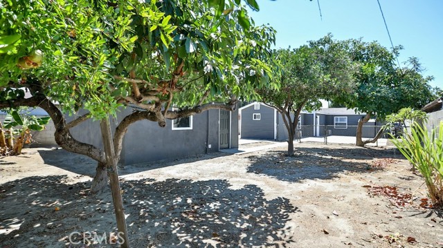 1113 S Golden West Avenue, Santa Ana CA: https://media.crmls.org/medias/48f4bb7c-d321-4a53-8346-54a150e0b51d.jpg