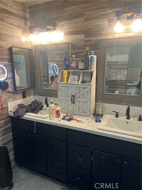 10984 Lincroft Road, Hesperia CA: https://media.crmls.org/medias/48f619a3-ad80-4e3e-ace1-4d7e147b0529.jpg