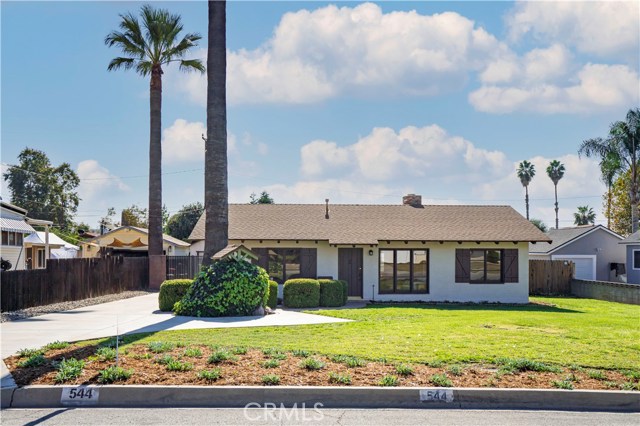 544 E Whitcomb Ave, Glendora, CA 91741