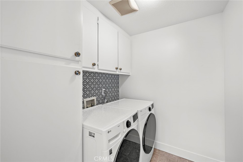 MLS #OC25229351 image #33