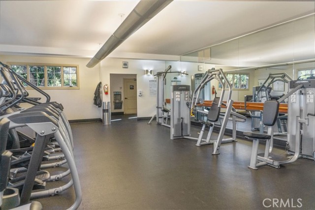 Detail Gallery Image 11 of 15 For 23777 Mulholland Hwy Spc 60, Calabasas,  CA 91302 - 2 Beds | 2 Baths