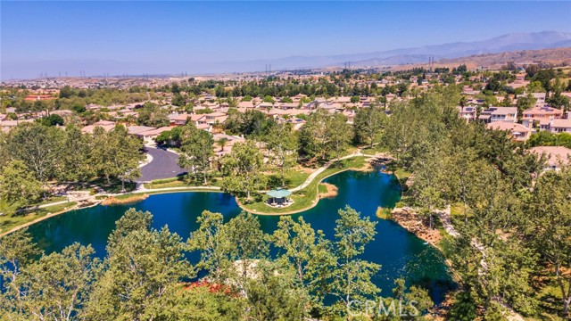 36235 Bay Hill Drive, Beaumont CA: https://media.crmls.org/medias/48f8676f-519c-4d2b-8287-1791fc6f53a2.jpg
