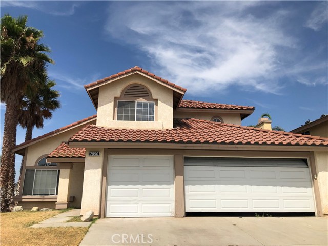 7850 Sioux St, Fontana, CA 92336