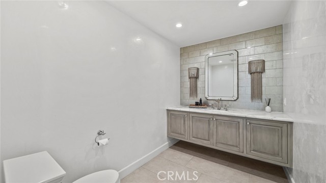 53 Augusta, Coto de Caza CA: https://media.crmls.org/medias/48f96394-bd61-4976-b76d-7489f20726b0.jpg