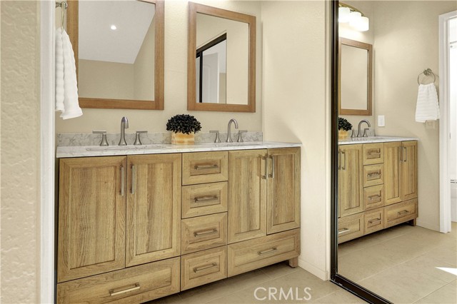 Detail Gallery Image 17 of 28 For 8482 E Amberwood, Anaheim,  CA 92808 - 3 Beds | 2/1 Baths