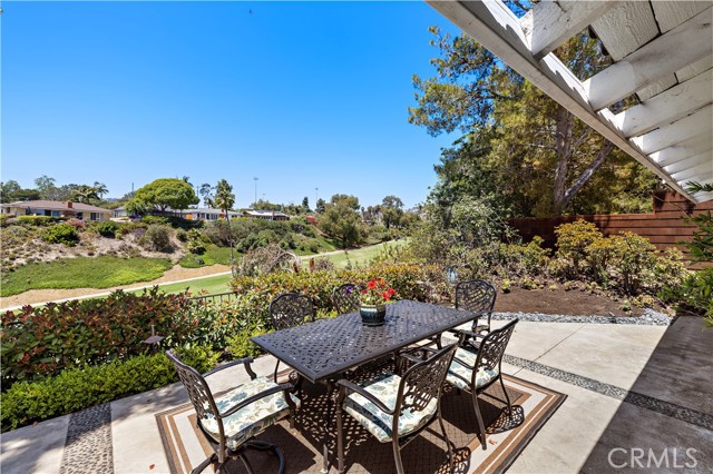 2805 Via Montecito, San Clemente CA: https://media.crmls.org/medias/48f9758a-59a2-489d-9843-8f8935a96a8a.jpg