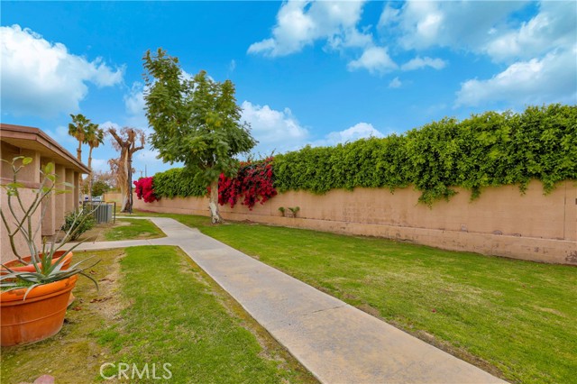 Detail Gallery Image 14 of 18 For 45546 Aladdin St #B101,  Indio,  CA 92201 - 2 Beds | 2 Baths