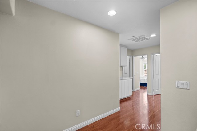 Detail Gallery Image 17 of 48 For 18 Moonstone, Irvine,  CA 92602 - 3 Beds | 2/1 Baths