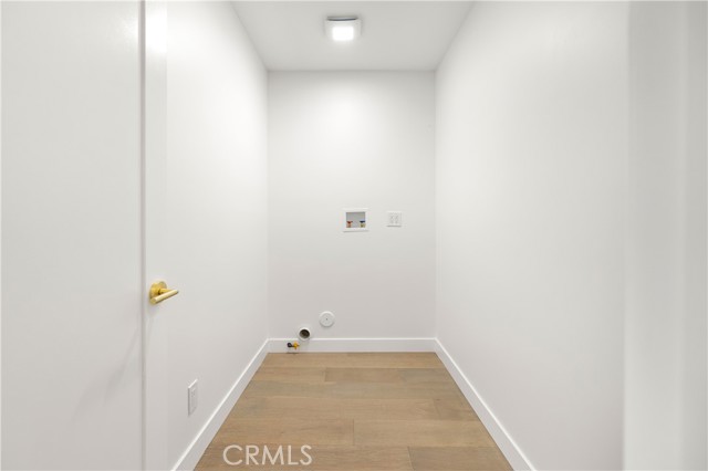 3991 Hubert Avenue, Los Angeles CA: https://media.crmls.org/medias/48fbe26a-7ac5-403e-a853-199220dee295.jpg