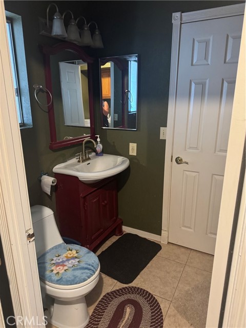 Detail Gallery Image 4 of 6 For 21772 Saguaro, California City,  CA 93505 - 3 Beds | 2 Baths