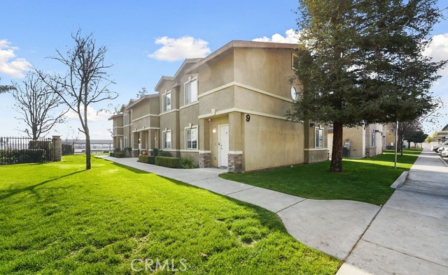 Detail Gallery Image 2 of 6 For 600 Hosking Ave. #Bl39, Bakersfield,  CA 93307 - – Beds | – Baths