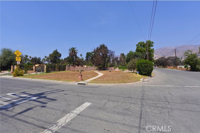 287 287 E Calaveras, Altadena CA: https://media.crmls.org/medias/48fd9880-5c5f-462d-80ec-a9ca69bcf80a.jpg