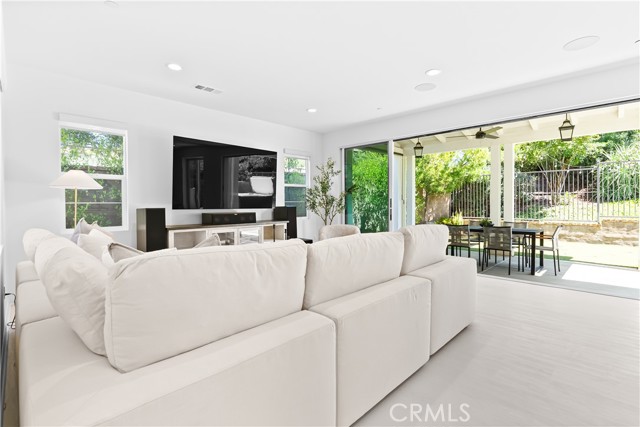Detail Gallery Image 12 of 75 For 2 Cerro Ct, Rancho Mission Viejo,  CA 92694 - 4 Beds | 3/1 Baths
