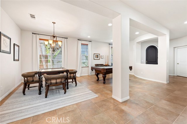 Detail Gallery Image 6 of 52 For 28959 Cumberland, Temecula,  CA 92591 - 4 Beds | 3/1 Baths