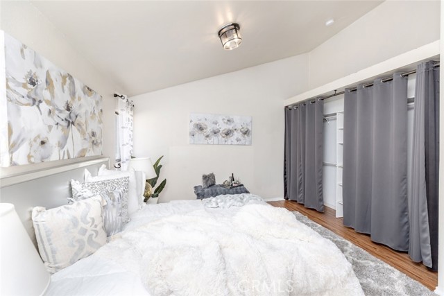 Detail Gallery Image 16 of 34 For 11107 Arminta St #2,  Sun Valley,  CA 91352 - 2 Beds | 2 Baths