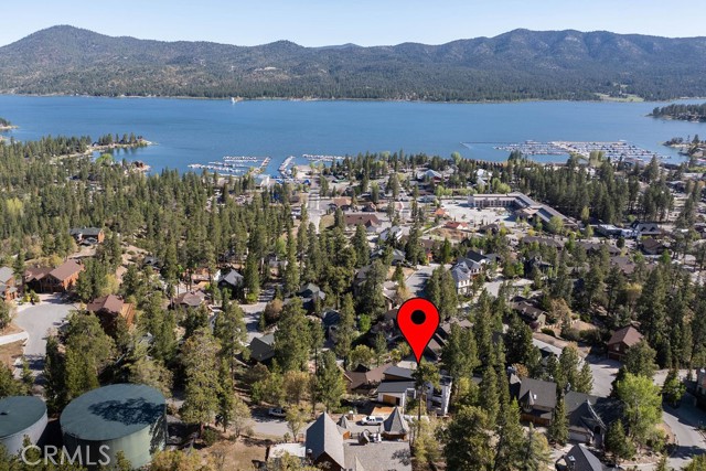 Detail Gallery Image 6 of 43 For 40564 Ironwood Rd, Big Bear Lake,  CA 92315 - 5 Beds | 5/1 Baths