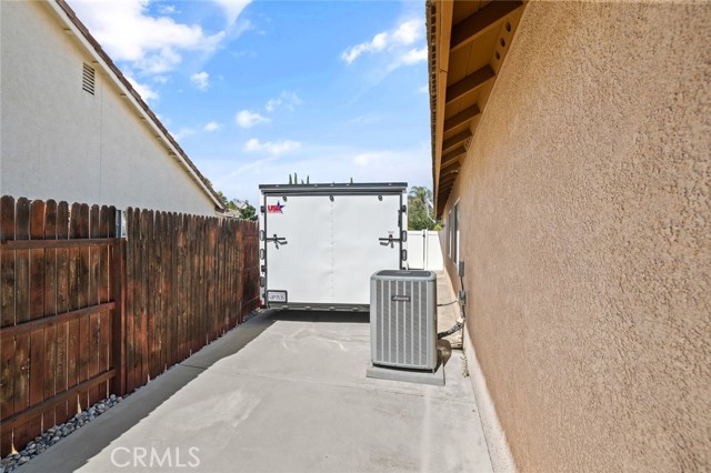 27081 School Park Drive, Menifee CA: https://media.crmls.org/medias/490202ad-f6dc-4f1c-947d-154e4d49c104.jpg
