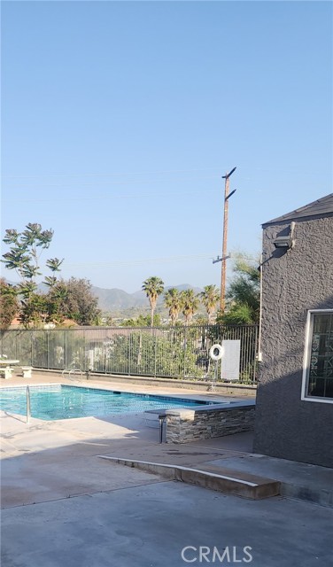 Detail Gallery Image 17 of 19 For 18209 Sierra #5,  Canyon Country,  CA 91351 - 2 Beds | 2 Baths