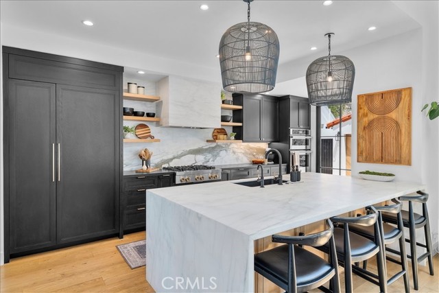 554 S Helberta Avenue, Redondo Beach CA: https://media.crmls.org/medias/4903c318-fd3e-4888-b959-f28fd984fa01.jpg