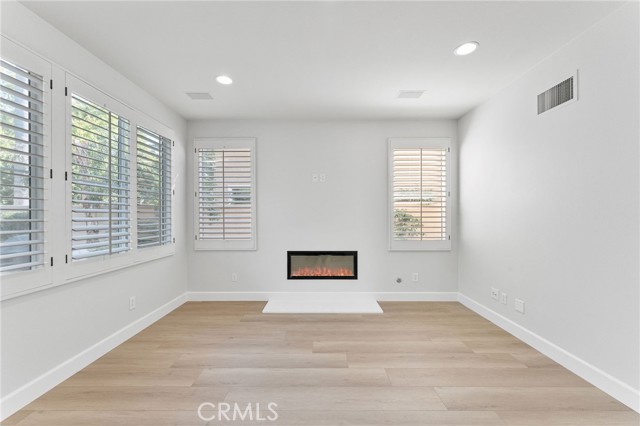 23 Belfort, Newport Coast CA: https://media.crmls.org/medias/4903dfc9-ec7c-4212-bd28-97714e1543af.jpg