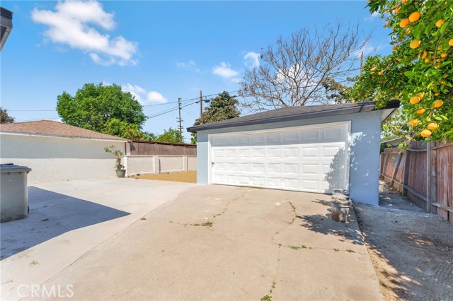 Detail Gallery Image 19 of 21 For 2417 W Stanford, Santa Ana,  CA 92704 - 2 Beds | 1 Baths