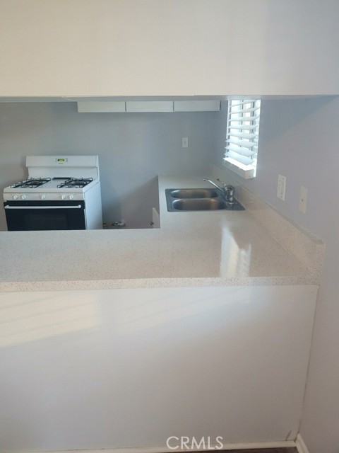 1935 W Linden Street, Riverside CA: https://media.crmls.org/medias/49055fb6-fecb-4fab-ba56-4612d6a2f0b9.jpg