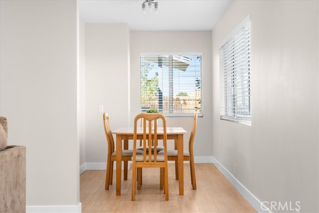 Detail Gallery Image 11 of 34 For 1831 W Avenue L12, Lancaster,  CA 93534 - 5 Beds | 2 Baths