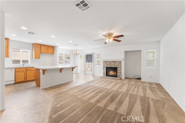 Detail Gallery Image 12 of 38 For 45334 Stadium, Lancaster,  CA 93535 - 4 Beds | 2 Baths