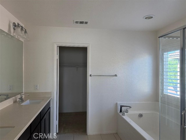 Detail Gallery Image 17 of 26 For 5663 Buckthorn Ct, Chino,  CA 91710 - 4 Beds | 3 Baths