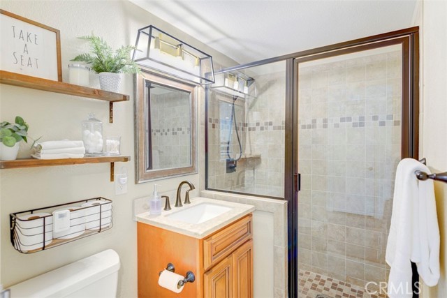 26752 Magdalena Lane, Mission Viejo CA: https://media.crmls.org/medias/490850aa-147c-43bb-b0a6-ecc8d6d0ab13.jpg