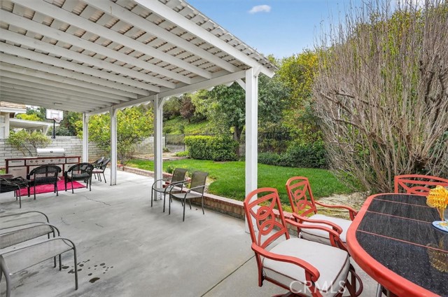 Detail Gallery Image 13 of 34 For 25845 Anderson Ln, Stevenson Ranch,  CA 91381 - 3 Beds | 2 Baths