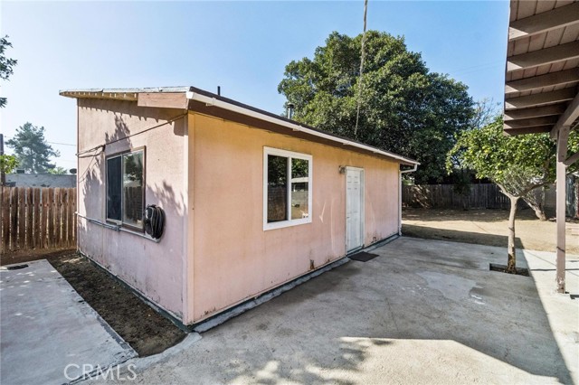 Detail Gallery Image 14 of 27 For 10959 Memory Park Ave, –,  CA 91345 - – Beds | – Baths