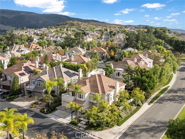 Detail Gallery Image 5 of 49 For 2 Dellwood, Rancho Santa Margarita,  CA 92679 - 4 Beds | 3/1 Baths