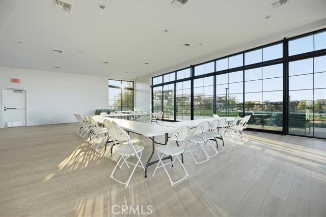 Detail Gallery Image 41 of 47 For 27317 Bear Creek Ln, Valencia,  CA 91381 - 3 Beds | 3/1 Baths