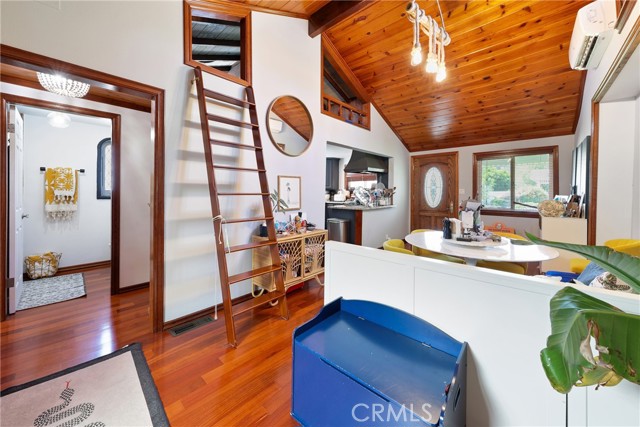 Detail Gallery Image 10 of 54 For 2642 Westminster Pl, Costa Mesa,  CA 92627 - 3 Beds | 2 Baths