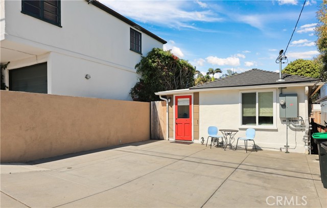 1029 Glenneyre Street, Laguna Beach CA: https://media.crmls.org/medias/49095607-a375-49be-8353-3ec4d388b46d.jpg