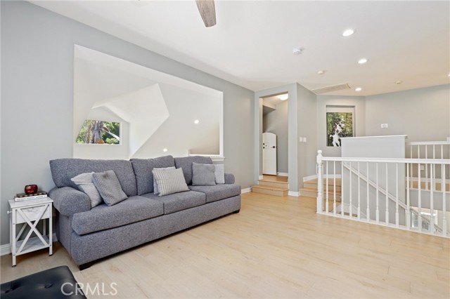 8047 E Hampshire Road, Orange CA: https://media.crmls.org/medias/4909cde4-a98b-422e-81ab-ad075c7e6ad3.jpg