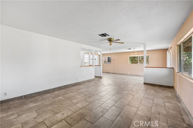 Detail Gallery Image 9 of 36 For 4803 W Avenue L6, Lancaster,  CA 93536 - 3 Beds | 2 Baths