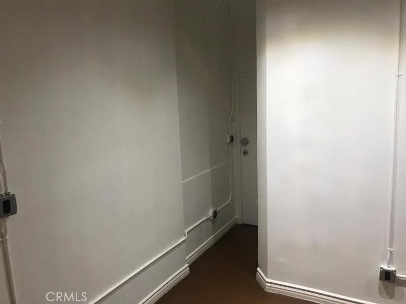 https://media.crmls.org/medias/490ae5d7-ca12-49c8-8431-59e08eb64de5.jpg?preset=X-Large